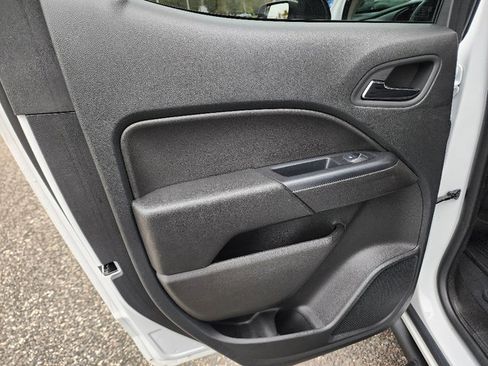 Certified 2021 Chevrolet Colorado LT w/ LT Convenience Package image 33