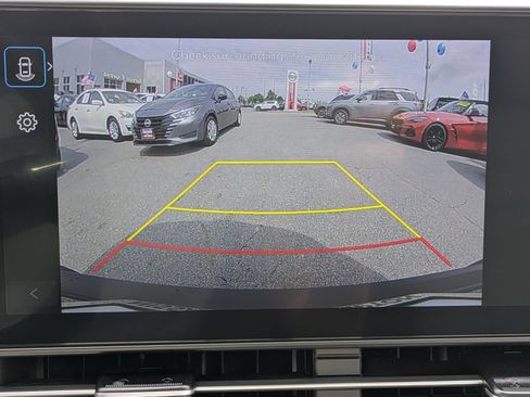 Used 2025 Hyundai Kona SEL AWD/4WD image 21