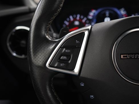 Used 2019 Chevrolet Camaro SS RWD image 23