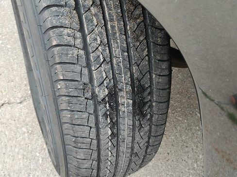 Used 2009 Jeep Liberty Sport w/ Popular Equipment Group AWD/4WD image 9