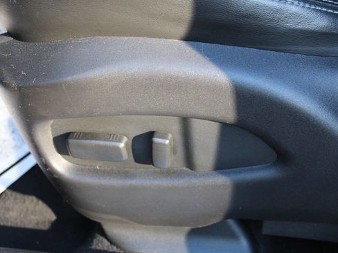 Used 2016 Cadillac SRX Base 4dr SUV image 18