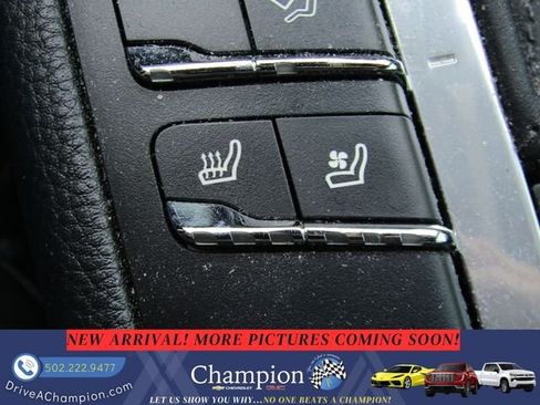 Used 2020 Porsche Macan AWD/4WD image 17