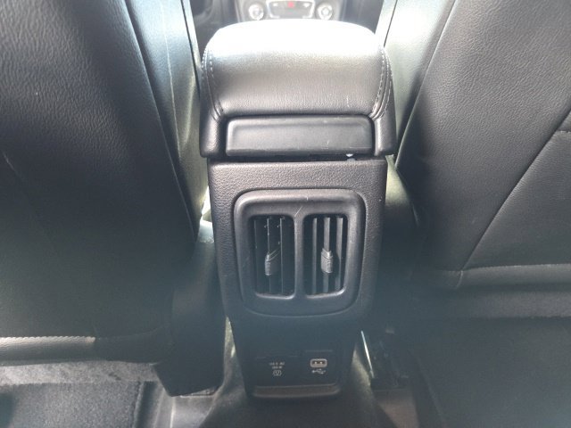 Used 2019 Jeep Compass Latitude FWD image 22