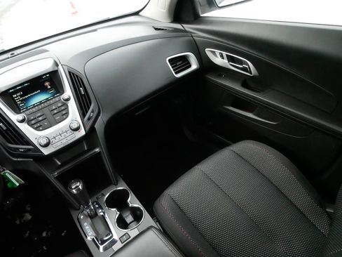 Used 2016 Chevrolet Equinox LT w/ Convenience Package image 11