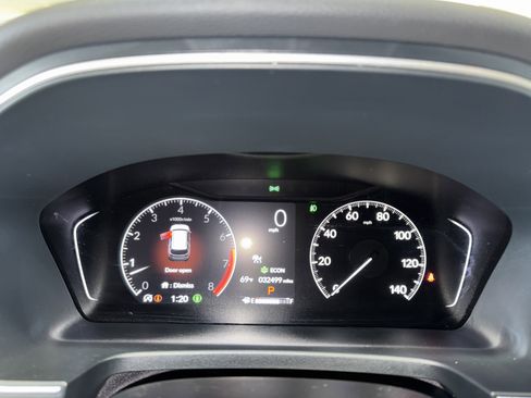 Used 2024 Honda Pilot Touring image 25