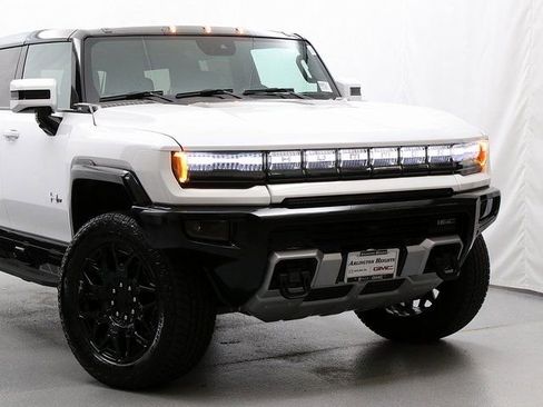 New 2025 GMC Hummer EV 2X image 2