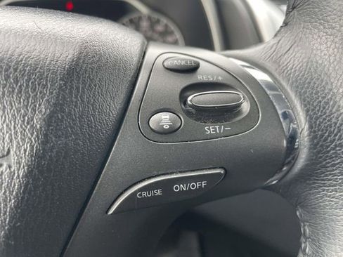Used 2020 Nissan Murano SV FWD image 16