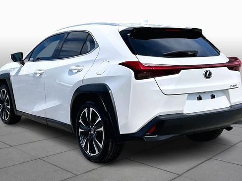 Used 2019 Lexus UX 200 w/ Accessory Package 2 FWD image 12