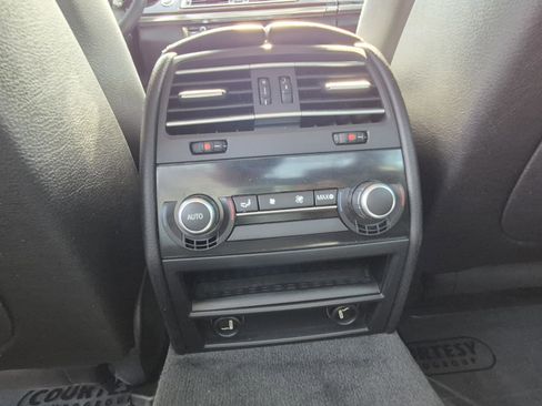 Used 2011 BMW 740i RWD image 15