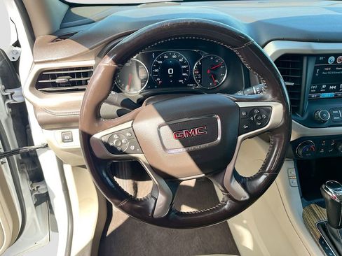 Used 2019 GMC Acadia Denali w/ Technology Package image 11