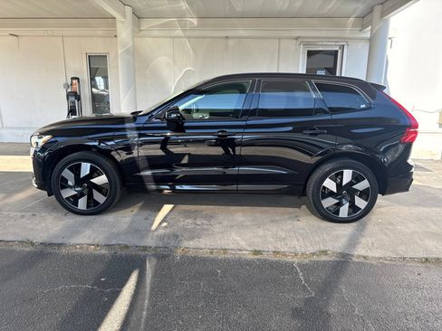 Used 2025 Volvo XC60 T8 Plus w/ Protection Package Premier AWD/4WD image 8