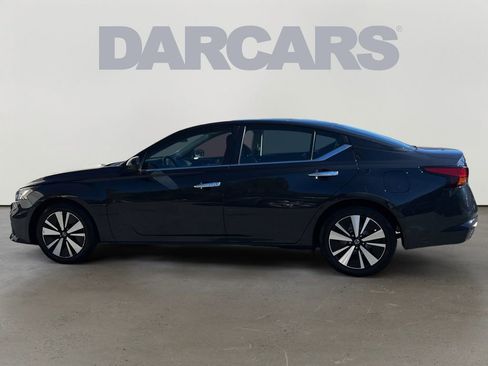 Used 2022 Nissan Altima 2.5 SV image 3