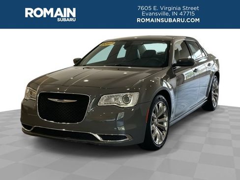 Used 2019 Chrysler 300 Touring L w/ Quick Order Package 22F RWD image 1