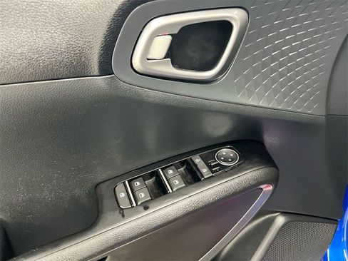 Used 2021 Kia Soul GT-Line image 21