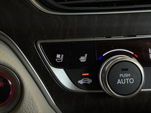 Used 2022 Honda Accord Touring image 25