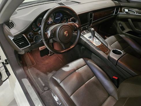 Used 2010 Porsche Panamera S image 49