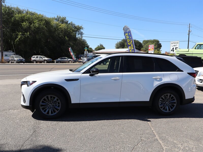 Used 2025 MAZDA CX-70 3.3 Turbo w/ Preferred Package AWD/4WD image 4