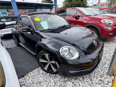 Used 2013 Volkswagen Beetle Turbo image 2