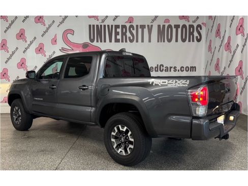 Used 2021 Toyota Tacoma TRD Off-Road image 12