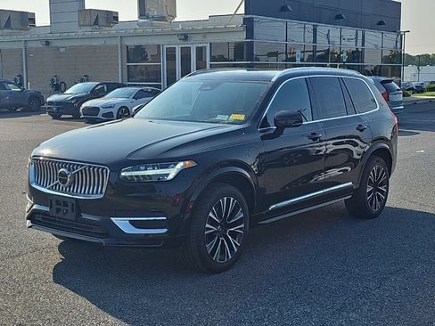 Used 2023 Volvo XC90 T8 Plus AWD/4WD image 16