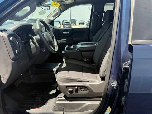 Used 2023 Chevrolet Silverado 1500 Custom Trail Boss w/ LPO, Dark Essentials Package AWD/4WD image 28