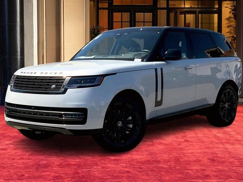 New 2025 Land Rover Range Rover SE image 1