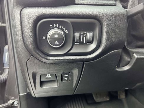 Certified 2019 RAM 1500 Laramie w/ Sport Appearance Package image 28