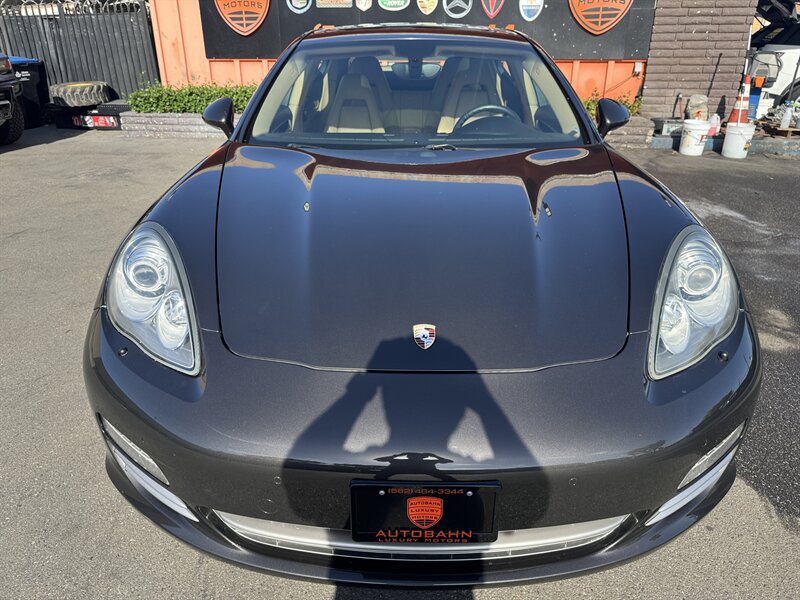 Used 2013 Porsche Panamera image 2