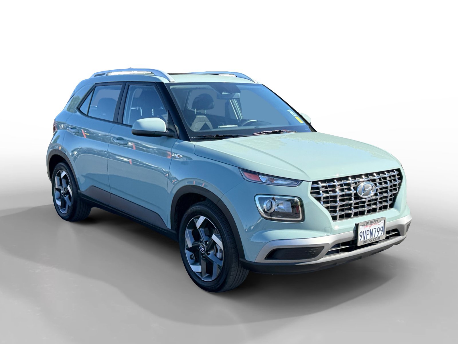 Certified 2025 Hyundai Venue SEL FWD image 7