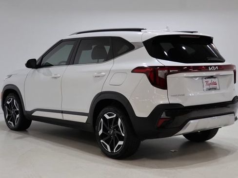 Used 2025 Kia Seltos SX w/ SX Sunroof Package AWD/4WD image 6