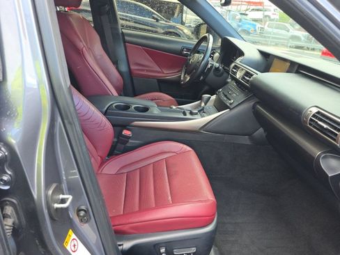 Used 2016 Lexus IS 200t w/ F Sport Package RWD image 9
