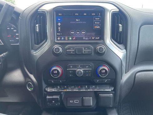 Used 2021 Chevrolet Silverado 1500 LT Trail Boss w/ Convenience Package II image 27