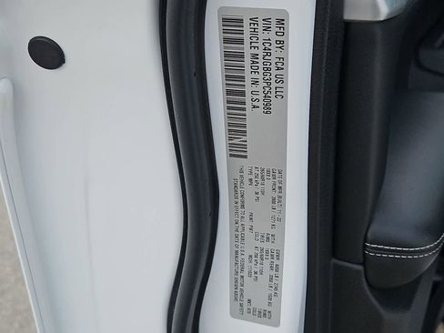 Used 2023 Jeep Grand Cherokee Limited image 36