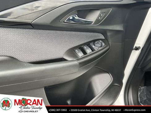 Certified 2023 Chevrolet TrailBlazer LT FWD image 17