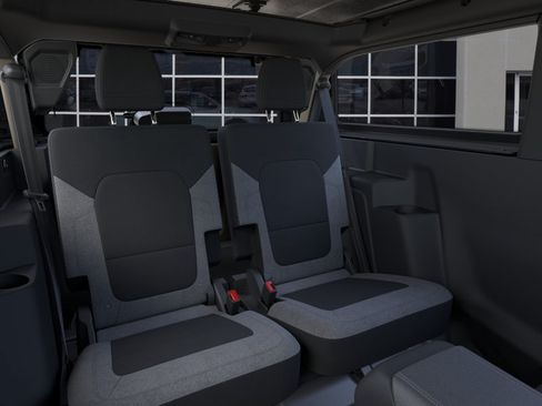 New 2026 Ford Bronco 2-Door w/ Sasquatch Package AWD/4WD image 11