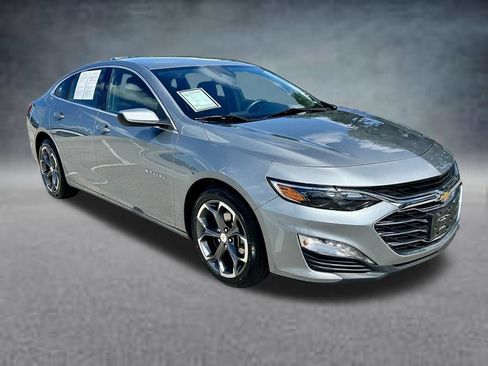 Used 2024 Chevrolet Malibu LT FWD image 3