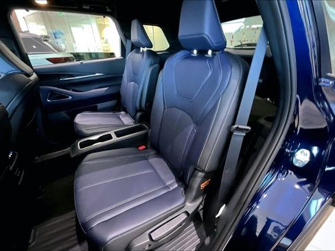 New 2026 INFINITI QX60 Sport w/ Dark Cargo Package AWD/4WD image 15