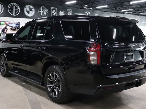 Used 2021 Chevrolet Tahoe Z71 w/ Z71 Off-Road Package image 3