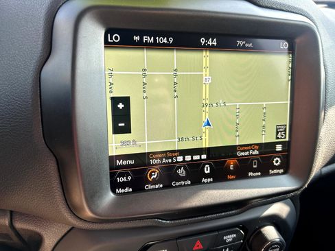 Used 2022 Jeep Renegade Latitude w/ Convenience Group image 10