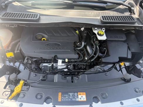 Certified 2018 Ford Escape SE w/ SE Sync 3 Package FWD image 60