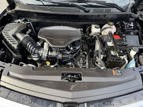 Used 2022 Cadillac XT6 Premium Luxury AWD/4WD image 28