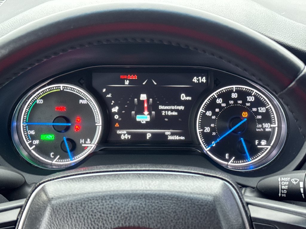 Used 2023 Toyota Venza LE AWD/4WD image 18