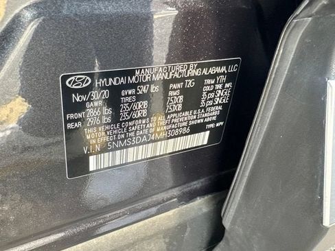 Used 2021 Hyundai Santa Fe SEL w/ Convenience + Premium Package AWD/4WD image 17
