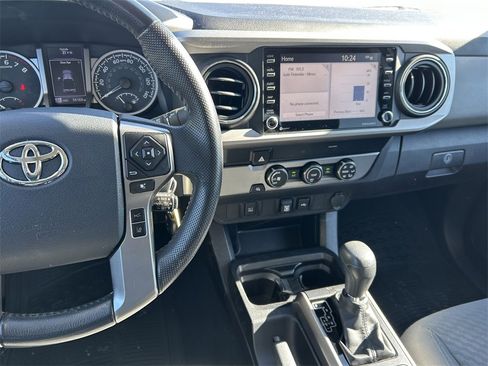Used 2020 Toyota Tacoma SR5 image 18