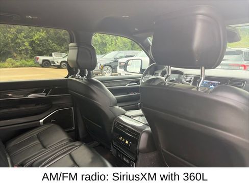 Used 2022 Jeep Wagoneer Series II AWD/4WD image 14