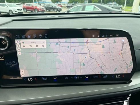New 2026 Chevrolet Traverse LT w/ LPO, Floor Liner Package FWD image 26