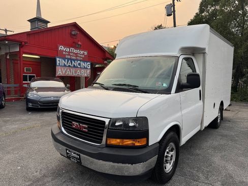 Used 2019 GMC Savana 3500 w/ Power Convenience Package RWD image 1