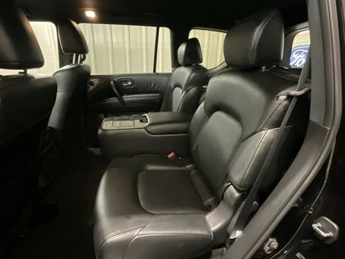 Used 2024 Nissan Armada SL w/ Midnight Edition Package image 11