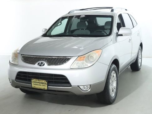 Used 2011 Hyundai Veracruz GLS image 2