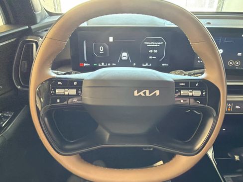 Used 2026 Kia Sorento SX Prestige w/ Olive Brown Leather Package AWD/4WD image 44